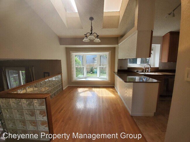Building Photo - 4 br, 2.5 bath House - 2317 Frontier Ct