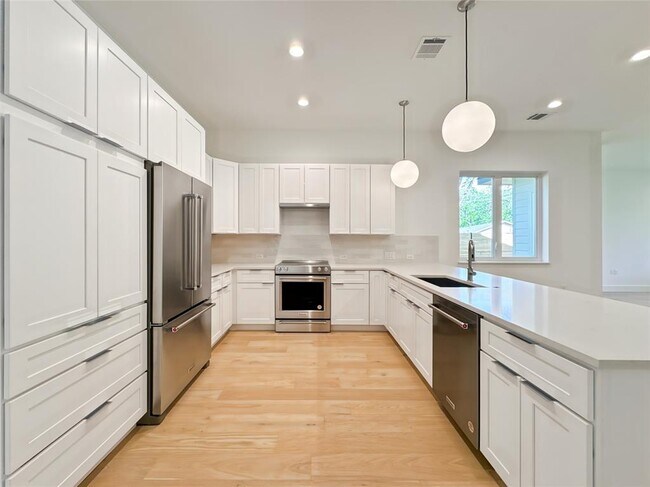 Foto del edificio - 3614 Abbate Cir