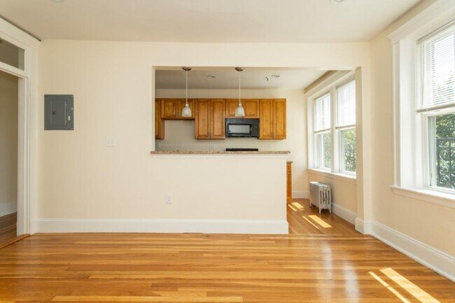 Foto del edificio - 286 Chestnut Hill Ave
