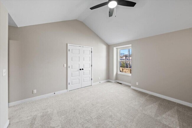 Foto del edificio - 4614 Forest Ave