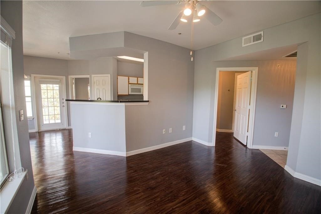 Living Room - 2320 Gracy Farms Ln