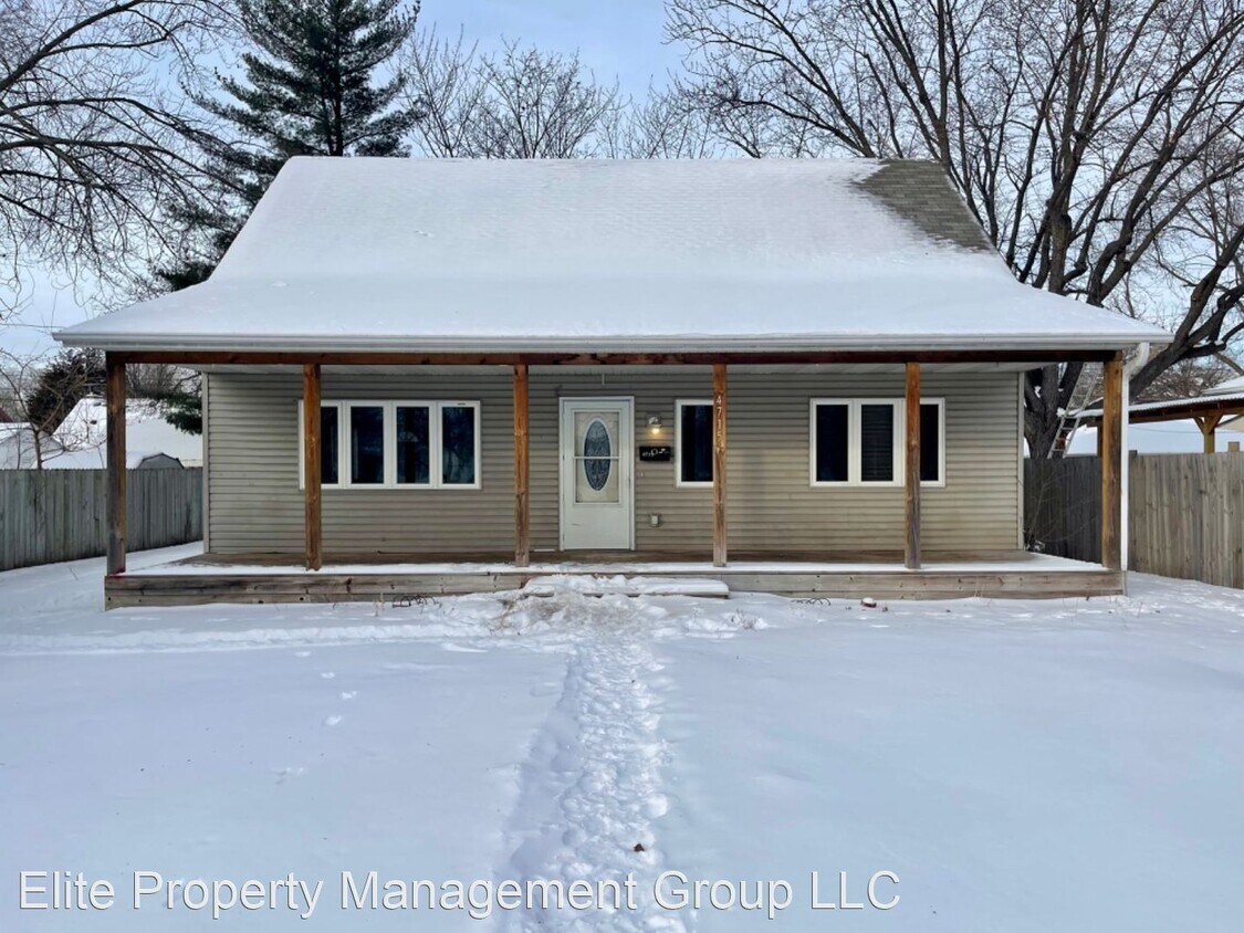 Primary Photo - 7 br, 3 bath House - 4715 Fremont Ave N