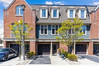 Building Photo - 99 Brant St