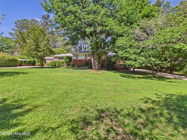 Foto del edificio - 6513 Pleasant Pines Dr