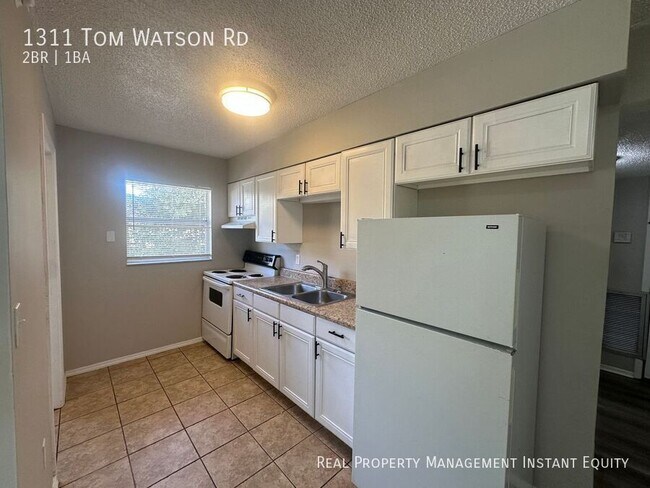 Building Photo - 1311 Tom Watson Rd