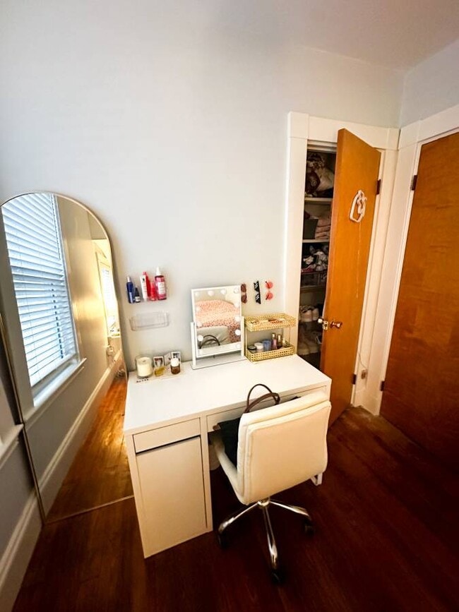 Foto del edificio - 99 School St