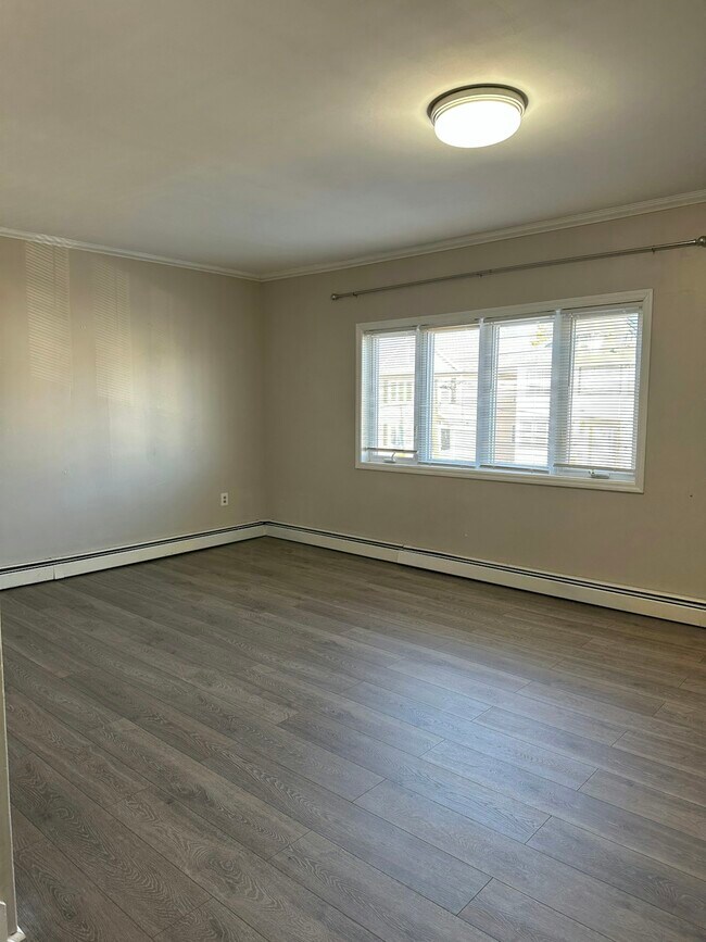 Foto del edificio - 828 Pennington St