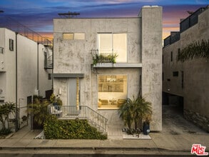 Building Photo - 657 Mildred Ave