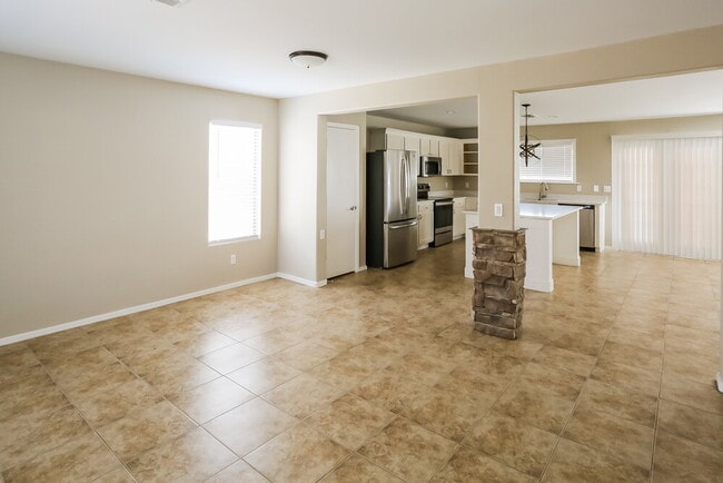 Foto del edificio - 10425 W Miami St