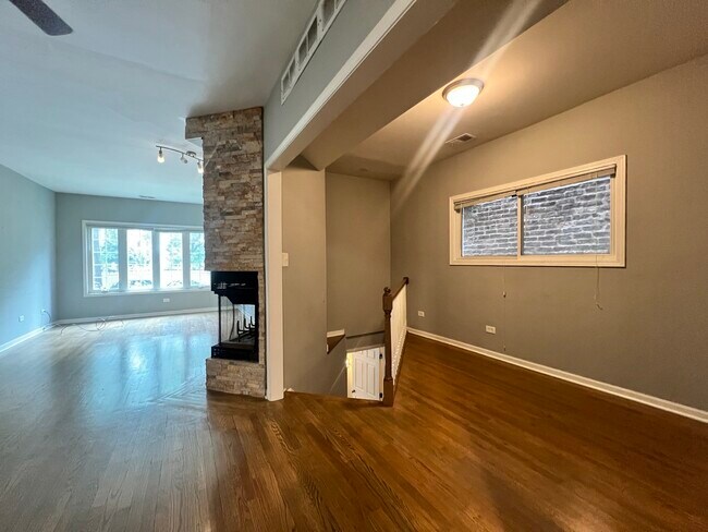 Foto del edificio - 1334 N Cleaver St