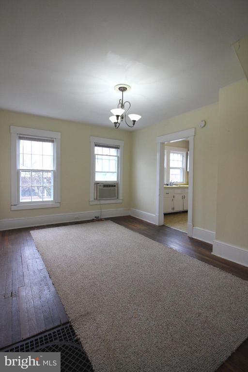 Building Photo - 511 N Highland St