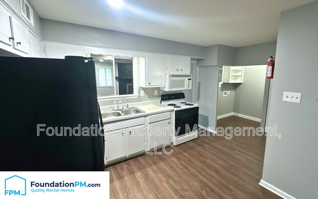 Foto del edificio - 4164 Slumber Ln