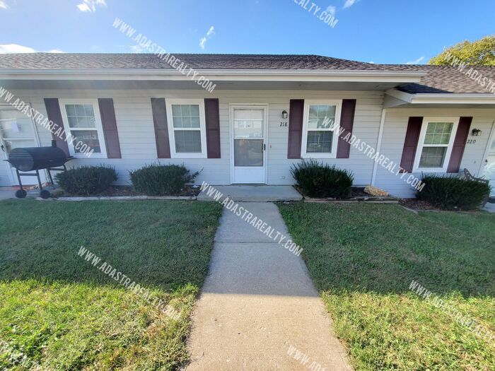 Primary Photo - Affordable 2 Bedroom/2 Bath in Raymore-Ava...