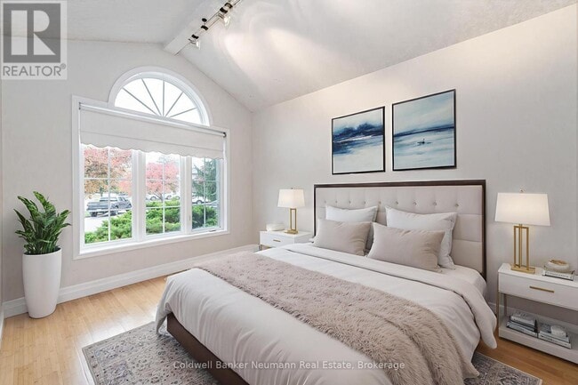 Photo du bâtiment - 18 Whittaker Ct