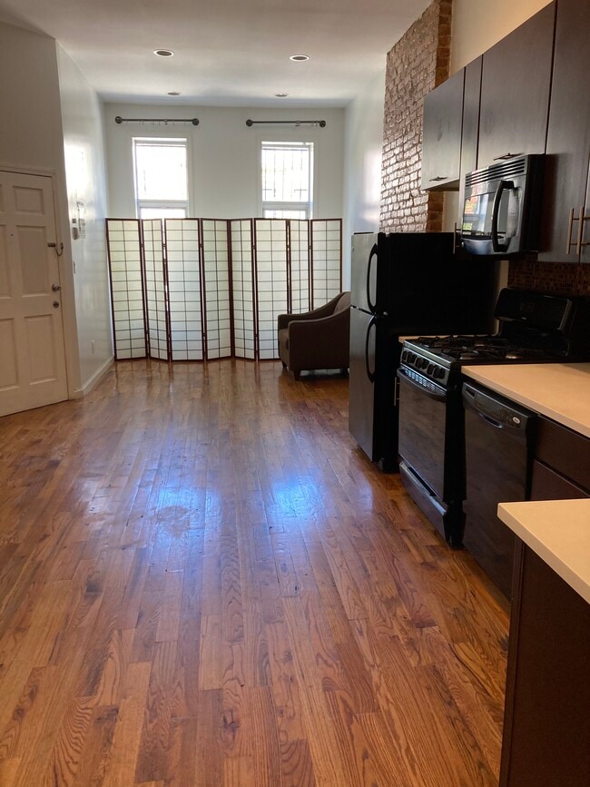 1016 Putnam Ave, Brooklyn, NY 11221 House Rental in Brooklyn, NY