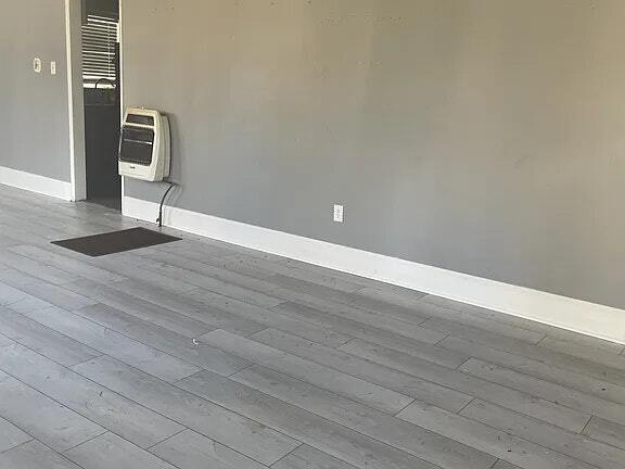 Foto del edificio - 3030 Oak Forest Dr