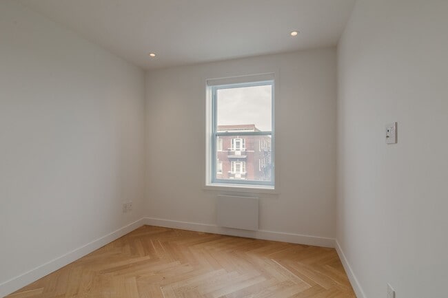 Photo du bâtiment - 590 Av. Outremont