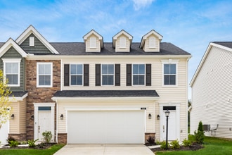 Building Photo - 313 Lenell Lp