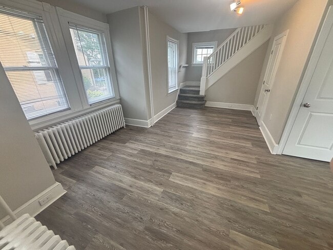 Foto del edificio - 273 N Spring Garden St