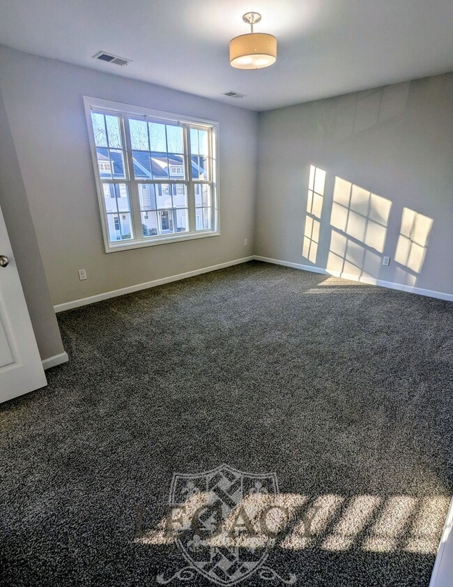 Foto del edificio - 730 Pippin Dr