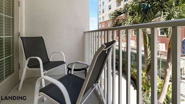 Building Photo - 2220 W First St