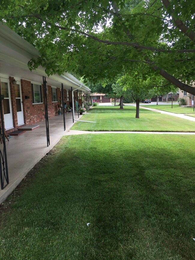 Building Photo - 1213 Francis St