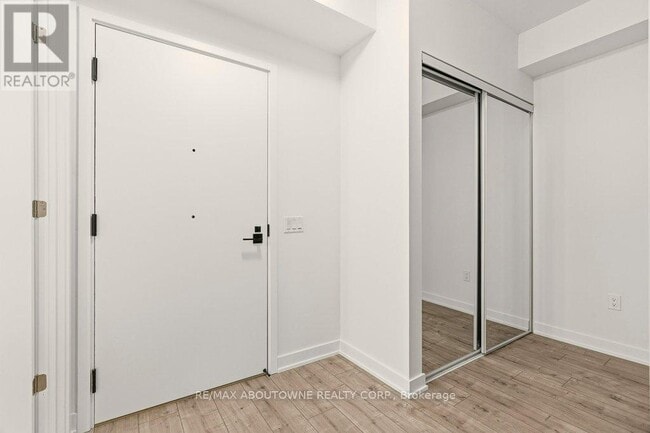 Building Photo - 500 Plains Rd E