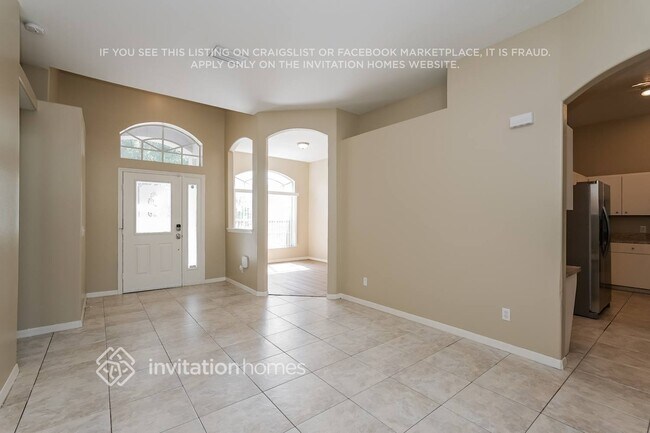 Foto del edificio - 2223 Towering Oaks Cir
