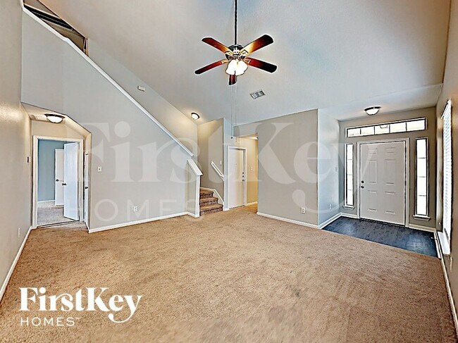 Foto del edificio - 1438 Rocky Glen Ln
