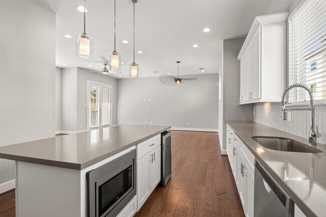 Foto del edificio - 1214 Upton St