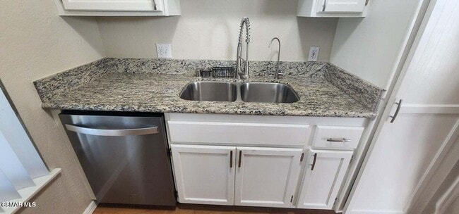 Foto del edificio - 1725 Tiburon Ct