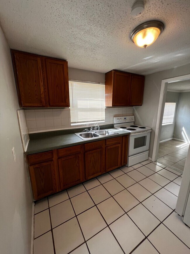 Foto del edificio - Spacious 3 bedroom home in Riverview!