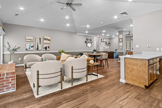 Building Photo - Chandler Ridge