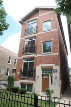 Building Photo - 3541 S Hamilton Ave