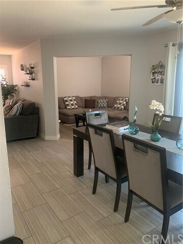 Foto del edificio - 1351 N Christobal Ln