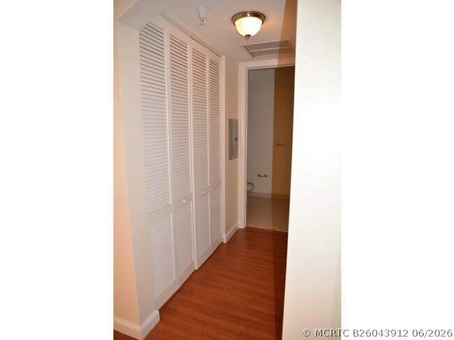 Building Photo - 3020 NW 125th Ave