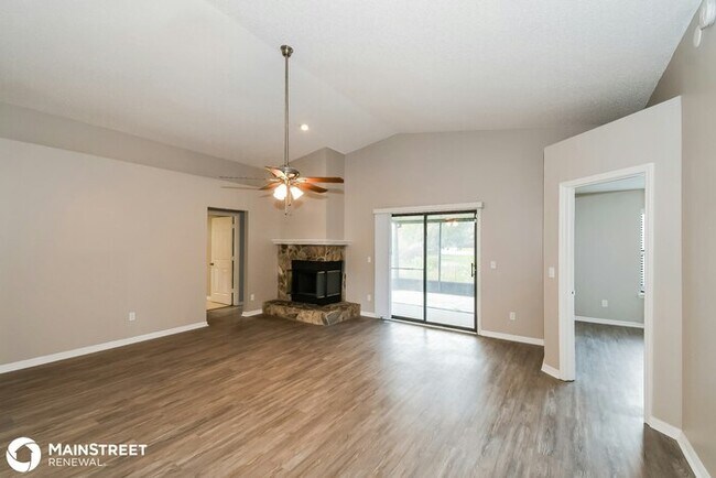 Building Photo - 1352 Shearwater Dr, Jacksonville, FL 32218