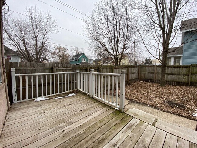 Foto del edificio - 4 br, 1 bath House - 1531 3rd Avenue North