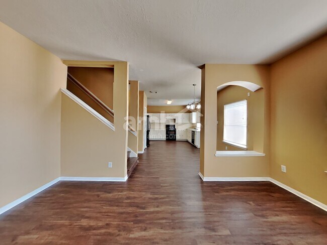 Building Photo - 4942 Pinder Ln