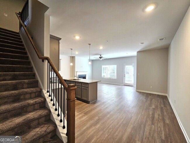 Foto del edificio - 338 Lanier Cir