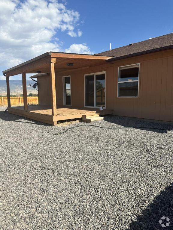 Building Photo - 10367 Kings View Rd