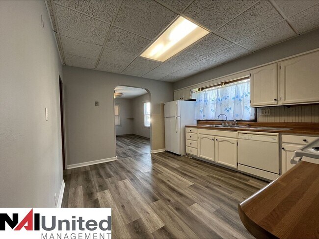 Foto del edificio - Two bedroom, One bathroom home for rent