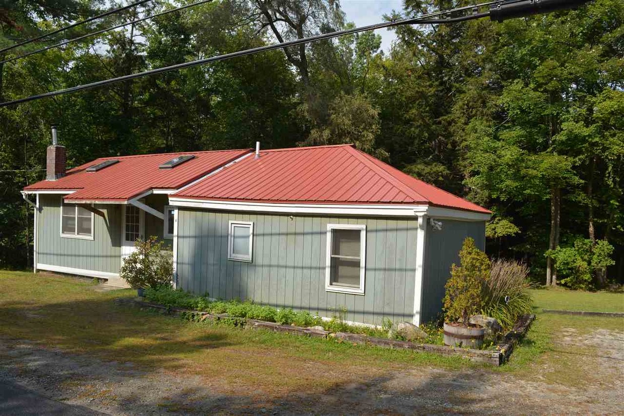 Primary Photo - 390 Bradford Rd