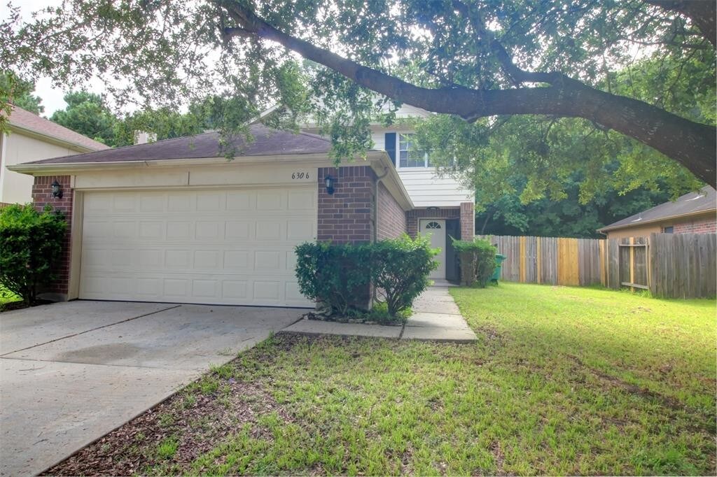 Primary Photo - 6306 Foxhunter Rd