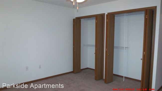 Building Photo - 7775 Park Dr