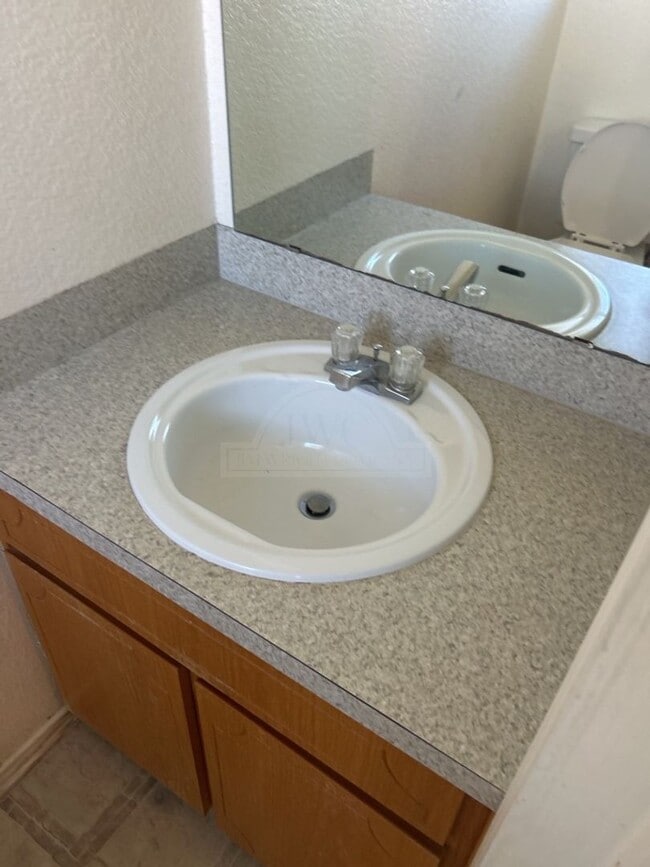 Building Photo - 4307 Jeff Scott Dr