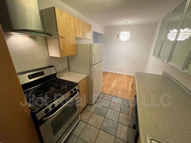 Foto del edificio - 1284 Piedmont Ave NE
