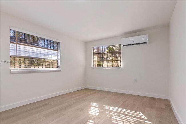 Photo - 218 SW 6th Ave Apartment