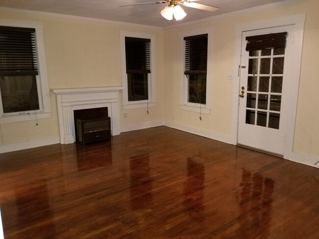 Foto del edificio - 922 Howard St