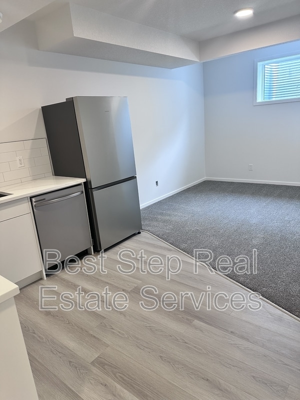 Building Photo - 7737-174A 174A Ave NW